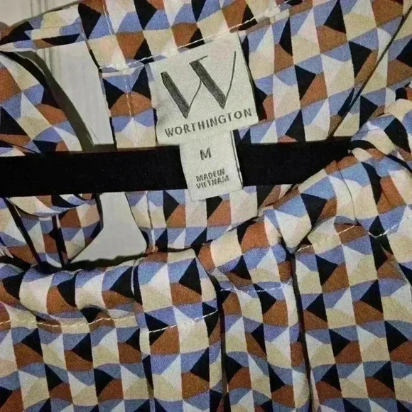 Ladies Worthington Blouse Size M - Picture 2 of 3